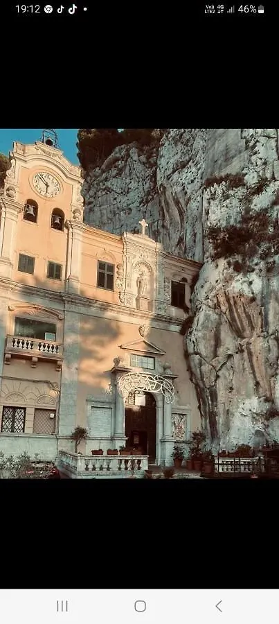 La Casetta Di Rita Palermo Holiday home